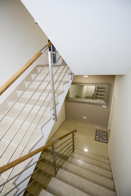 Lct Apartment Laura โอมิช ภายนอก รูปภาพ