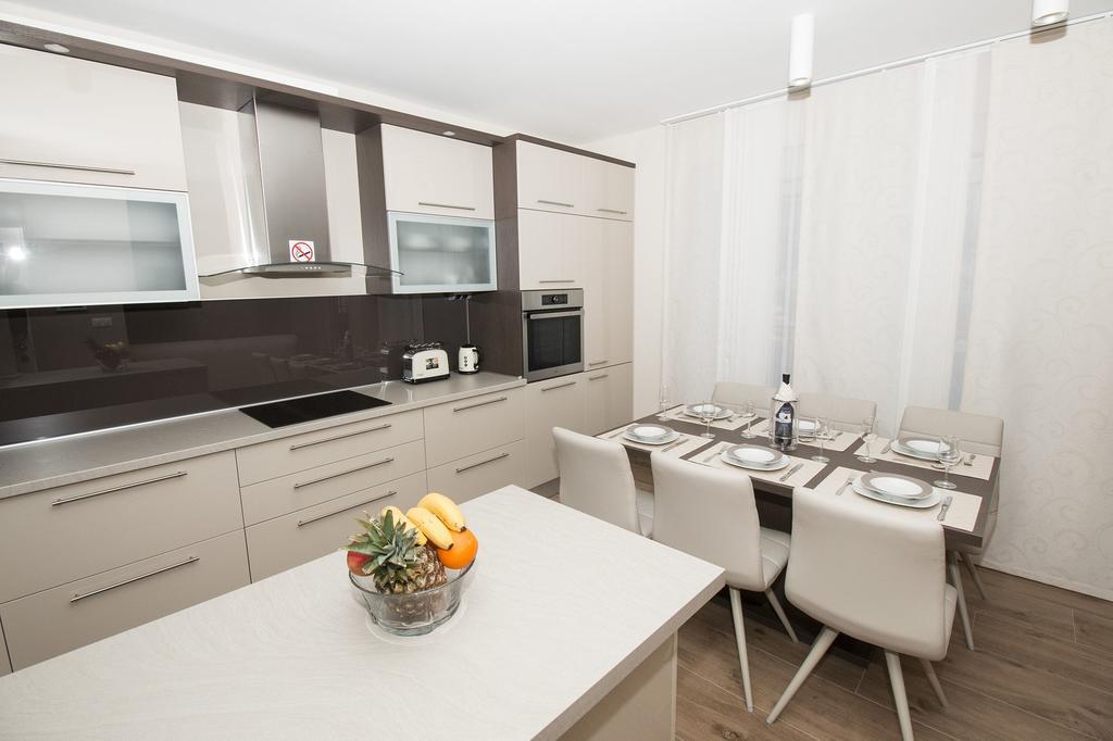 Lct Apartment Laura โอมิช ภายนอก รูปภาพ